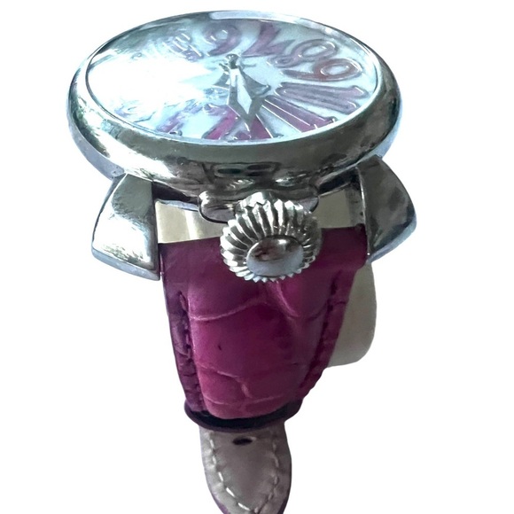 gorgeous Pink GaGa watch - Picture 7 of 13